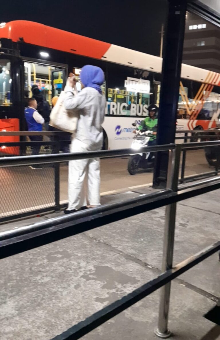 Cara Naik Transjakarta