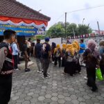 Audiensi Puluhan Wali Murid SMK Tambaksari dengan KCD 13 Ciamis Diwarnai Saling Tuding