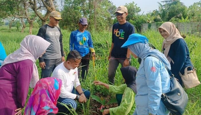 Komunitas Lansia dan Jabar Bergerak Tanam 200 Pohon di Sport Center Kota Banjar