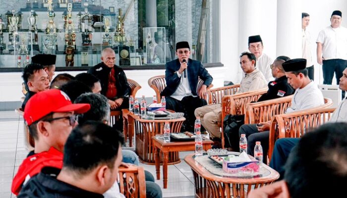 Tekad Bulat Berhaji, Warga Ciamis Kendarai Sepeda Motor ke Makkah Arab Saudi