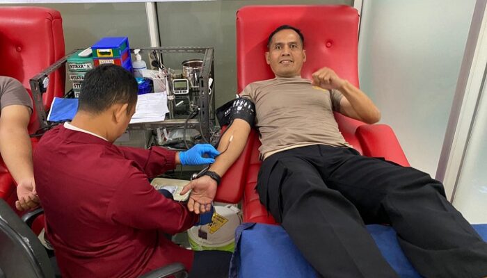 HUT ke 74 Humas Polri, Polres Banjar Ajak Masyarakat Donor Darah