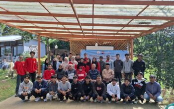 Tingkatkan Solidaritas Pendidik, PKBM Cemara Kota Bogor Gelar Outbound