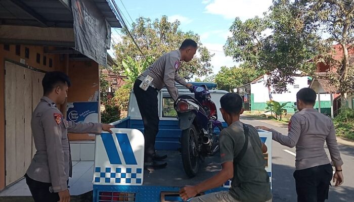 Hantam Truk Parkir, Pedagang Tahu Bulat Tewas di Pamarican Ciamis