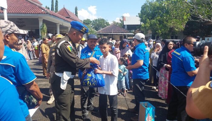 Pemkot Banjar dan Gandara Group Bagikan 1.100 Paket Sembako