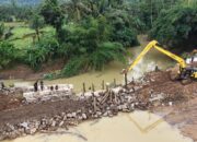 Kendala Cuaca dan Medan, BBWS Citanduy Tetap Kebut Perbaikan Tanggul Citalahab