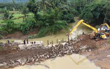 Kendala Cuaca dan Medan, BBWS Citanduy Tetap Kebut Perbaikan Tanggul Citalahab