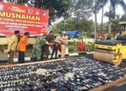 Jelang Idul Fitri, Polres Banjar Hancurkan Ribuan Botol Miras dan Ratusan Knalpot Brong