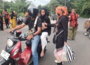 Ramadan Penuh Berkah, MPC Pemuda Pancasila Kota Banjar Bagikan Takjil untuk Pengendara