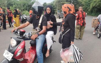 Ramadan Penuh Berkah, MPC Pemuda Pancasila Kota Banjar Bagikan Takjil untuk Pengendara