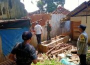 Lapuk Dimakan Usia, Atap Rumah Milik Warga Banjar Ambruk