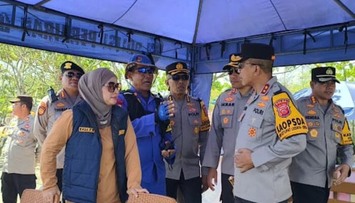 Kapolda Jabar Ingatkan Wisatawan Patuhi Rambu Keselamatan di Pantai