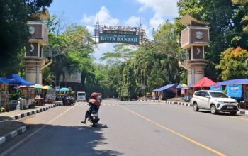 Berkah Ramadhan, Pedagang Musiman di Jalur Mudik Raup Untung Jutaan Rupiah Setiap Hari