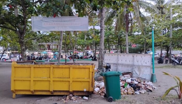 DLHK Pangandaran Kewalahan, Volume Sampah Capai Puluhan Ton Saat Liburan