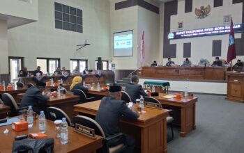 DPRD Kota Banjar Tetapkan Raperda Pertanggungjawaban APBD 2025, Wali Kota Sudarsono Tegaskan Komitmen Transparansi