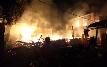 Diduga Akibat Selang Kompor Bocor, 3 Rumah dan 2 Garasi di Banjar Ludes Terbakar