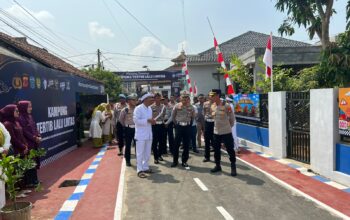 Ditlantas Polda Jabar Resmikan Kampung Tertib Lalu Lintas di Raharja Banjar.